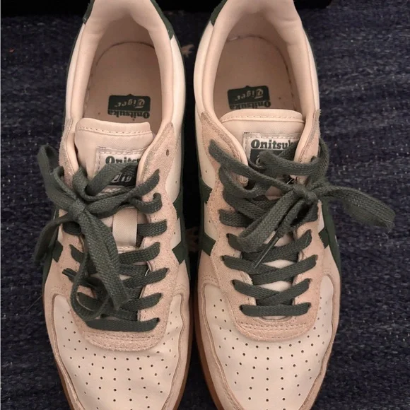 Onitsuka Tiger GSM sneakers in Cream and Hiking Green - Picture 3 of 8